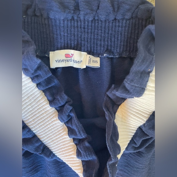 Vineyard Vines Pull On Waistband Skirt. In excellent like new condition - Picture 5 of 8